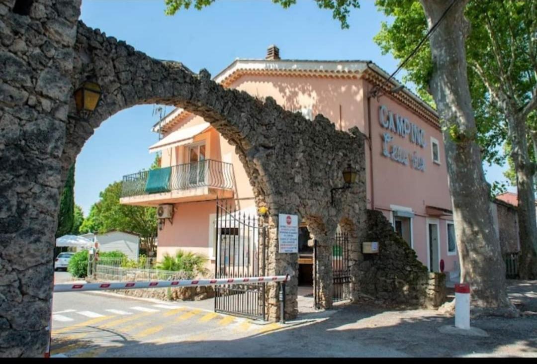 Mobil Home L'Eau Vive Les Arcs-sur-Argens Exterior photo